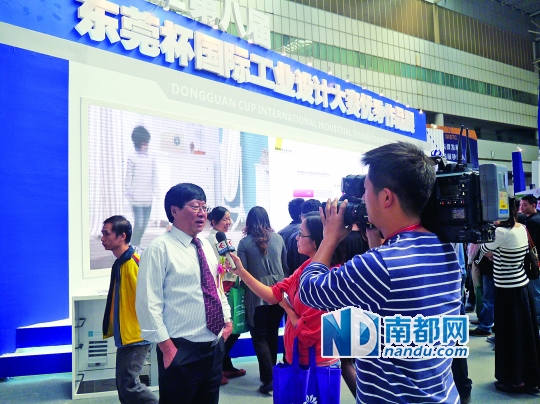 广东华南工业设计院院长杨向东院长称，目前广东的工业设计中，较为成熟的还是深圳和广州。南都记者　张俊杰　摄