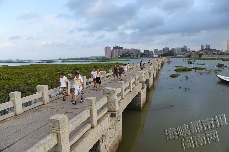 泉州洛阳桥老照片 道尽古桥世纪沧桑(组图)